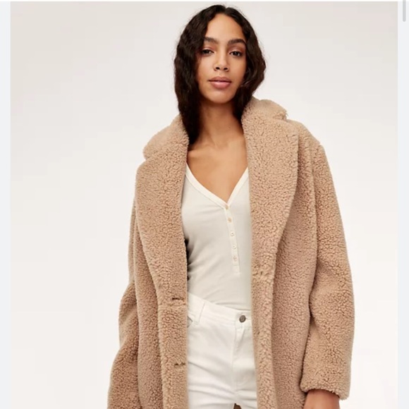 Aritzia Jackets & Blazers - Aritzia| Wilfred Free| Black Teddy Cocoon Jacket